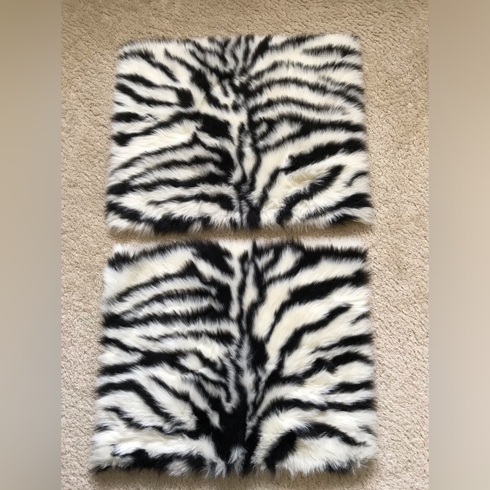 Fur Collection Zebra Rug Set
